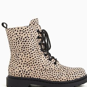 Torrid NWT, size 10, wide, leopard combat boots